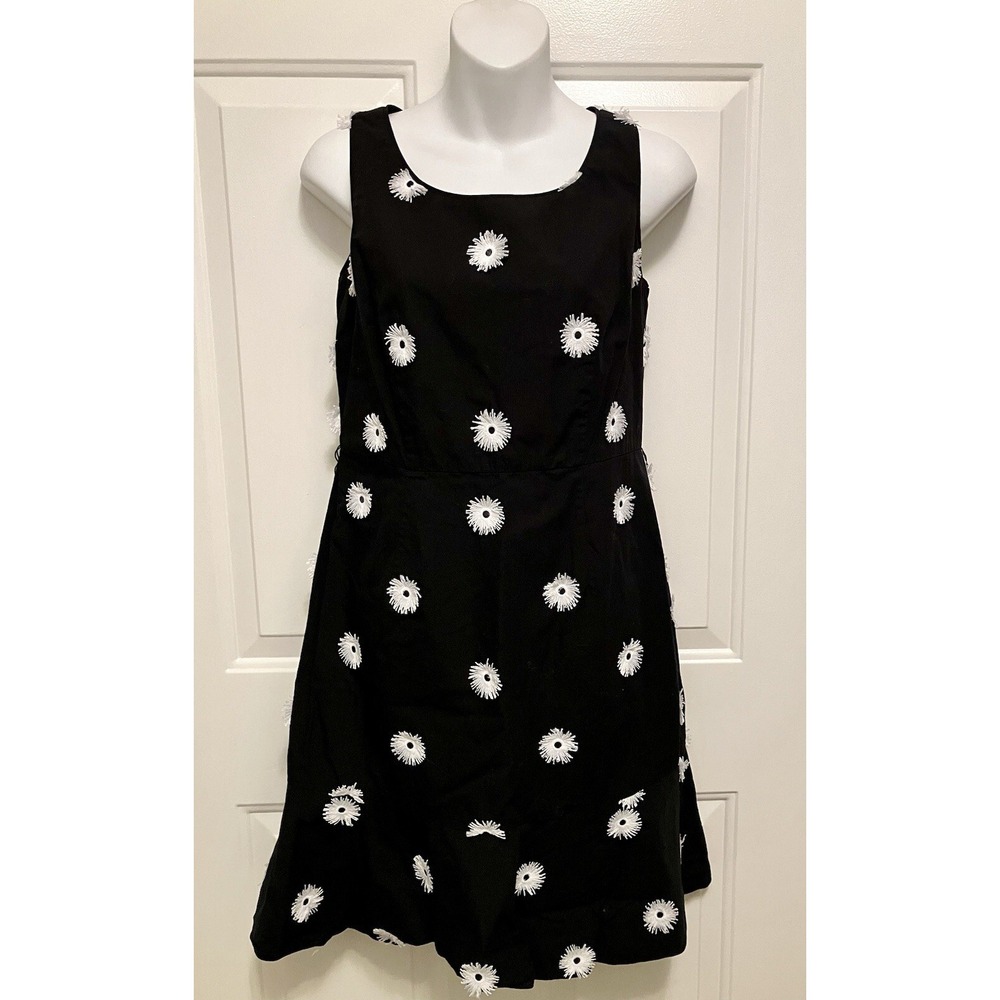 Talbots Black White Embroidered Flower‎ Sheath Dress Floral Size 2 2P Women's